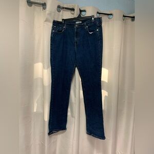 Women’s Levi’s 505 Straight. Size 16